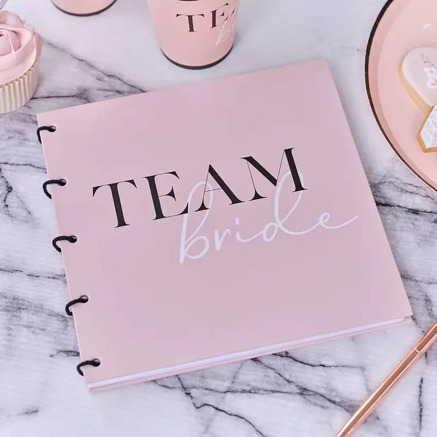 Team Bride Gästbok